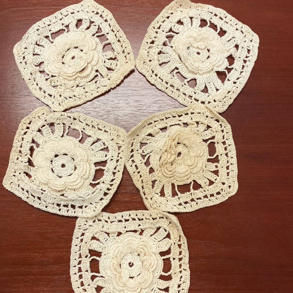 Vintage Doilies Coasters or Decorations. 5 included. Flower center in Ivory.